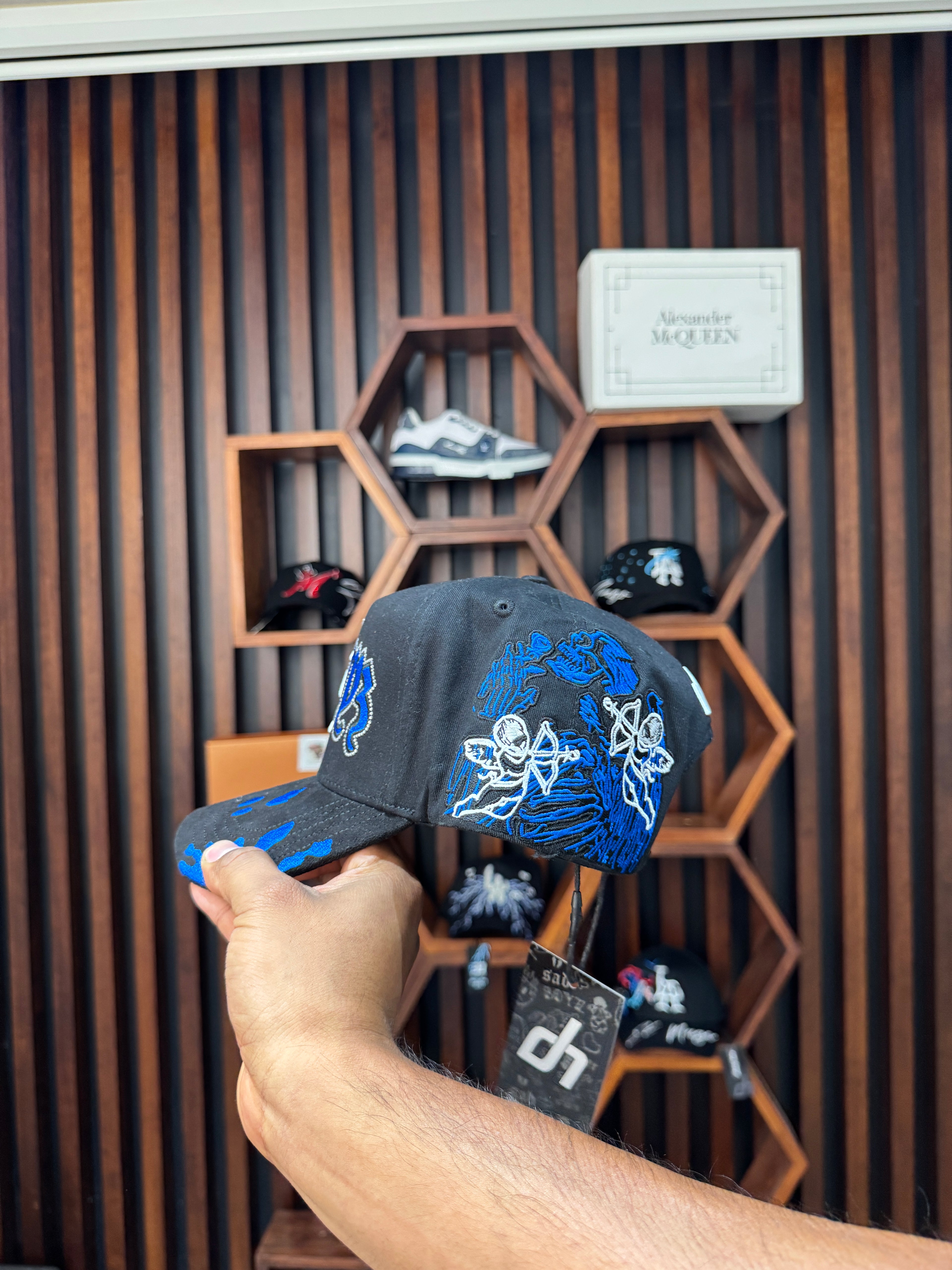 Dandy Hats X Junior H “Ángel Azul”