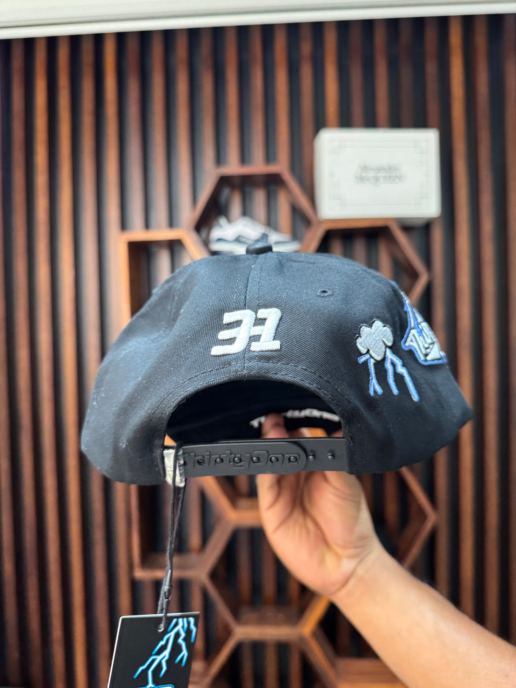 La Electric Clouds Unitalla